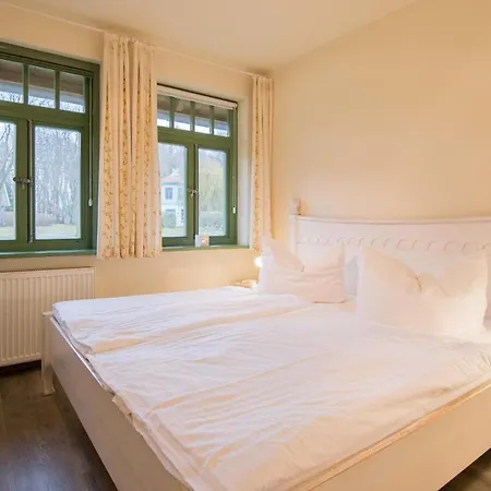 Holiday home Ferienhaussiedlung Strandperlen Sanddornhof 3a